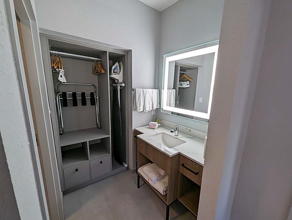 Homewood Suites By Hilton Beaumont, Tx