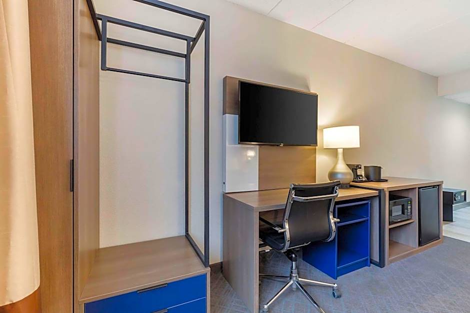 Comfort Inn Herndon-Reston