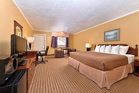 Queen Room