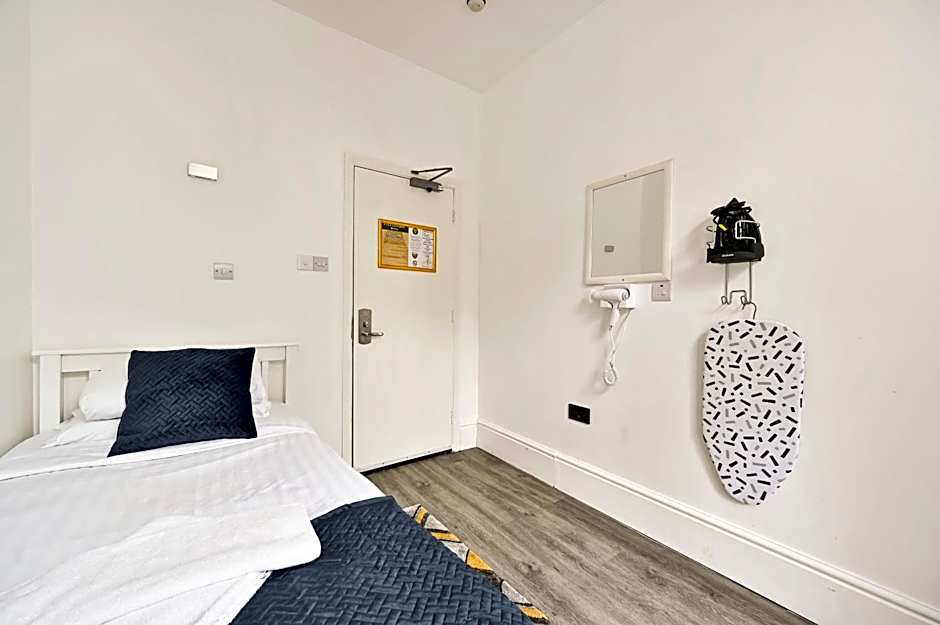 City London Hotel