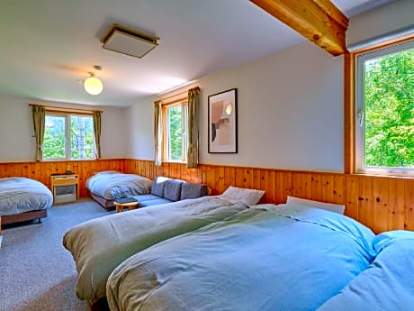 Family Room with Mountain View