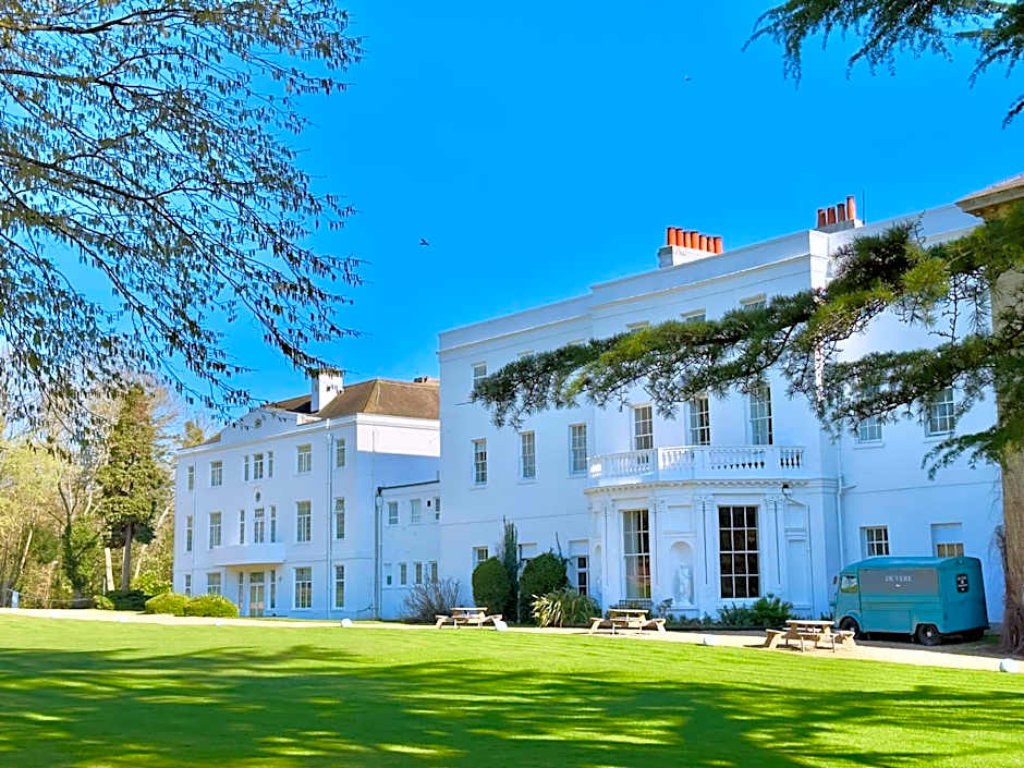 De Vere Beaumont Estate