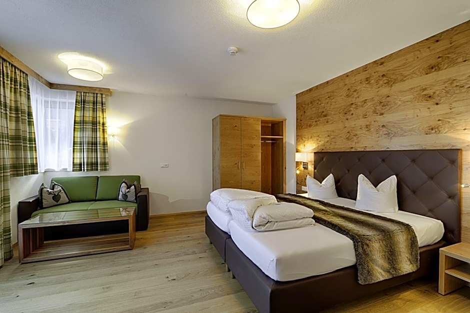 Hotel Enzian Paznaun