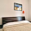Bright flat in residence with pool - Beahost
