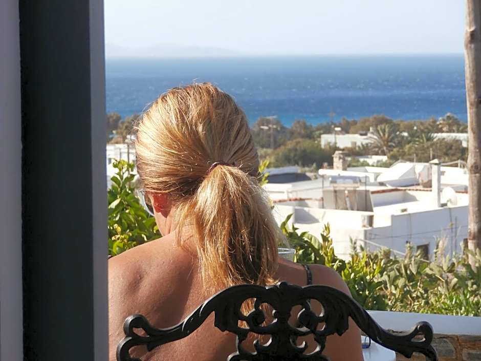 Kionia Galini Bangalows