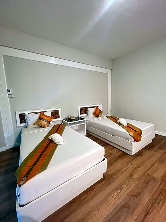 Chao Phya Grand Hotel