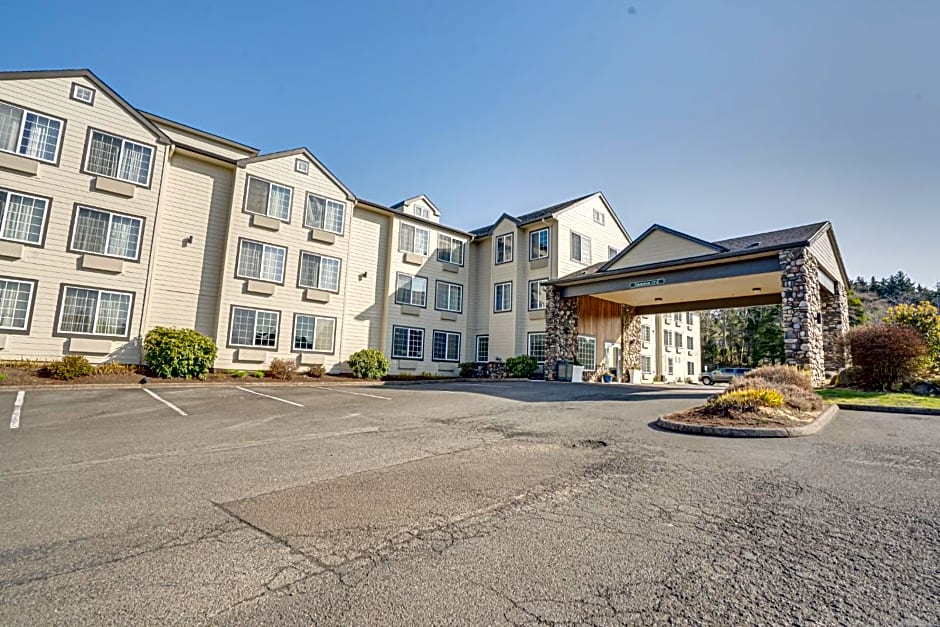 The Ashley Inn & Suites