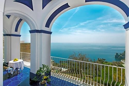 Imperati Suites by Alcione Residence