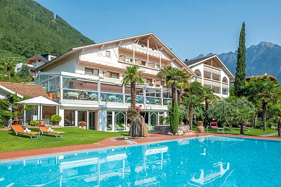 Glanzhof Hotel & Apartments