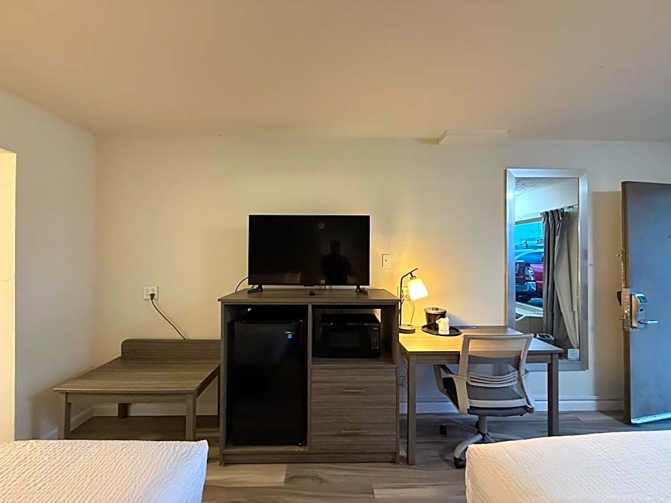 Ramada by Wyndham Lumberton