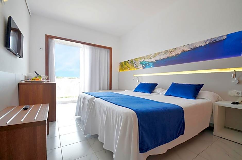 azuLine Hotel Bergantin