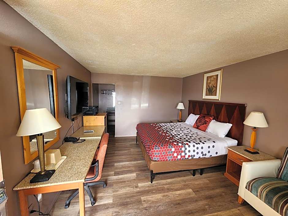 Satellite Inn