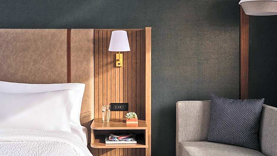 Holiday Inn Chicago Midway Airport S By IHG