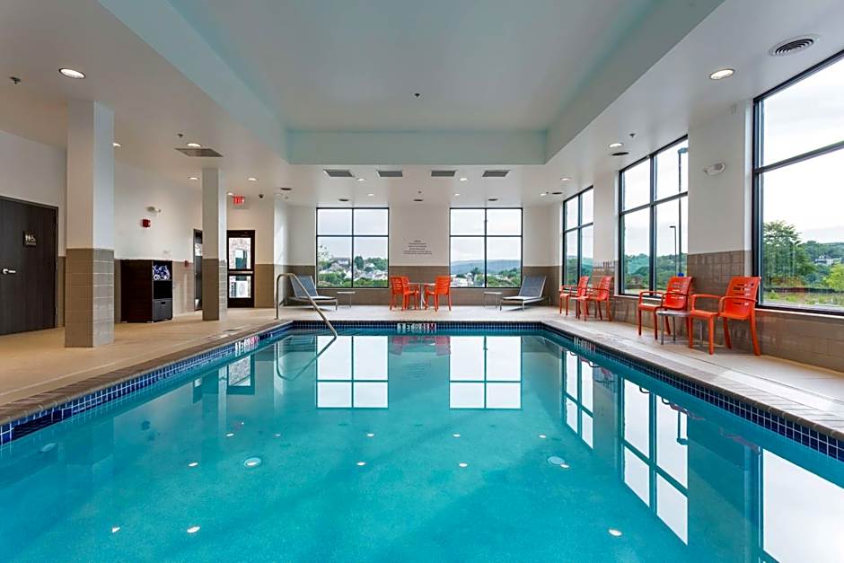 Hampton Inn By Hilton Cumberland