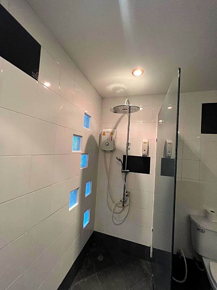 Aquarius Gay Guesthouse and Sauna