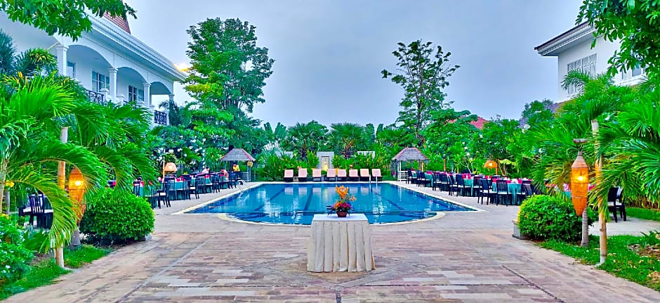 Glorious Hotel & Spa