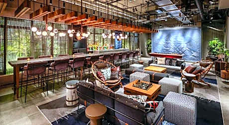 THE LIVELY AZABUJUBAN TOKYO