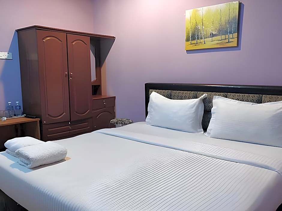 OYO 89782 Ranau City Inn
