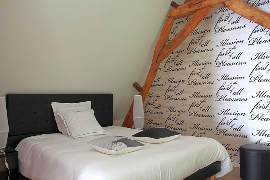 La Ferme Blanche, The Originals Relais