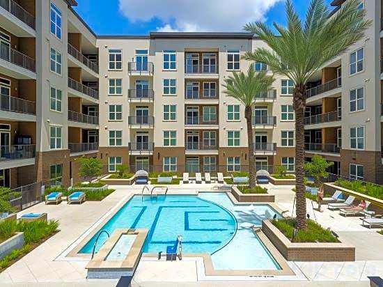 Elegant Downtown Location Recently Upgraded