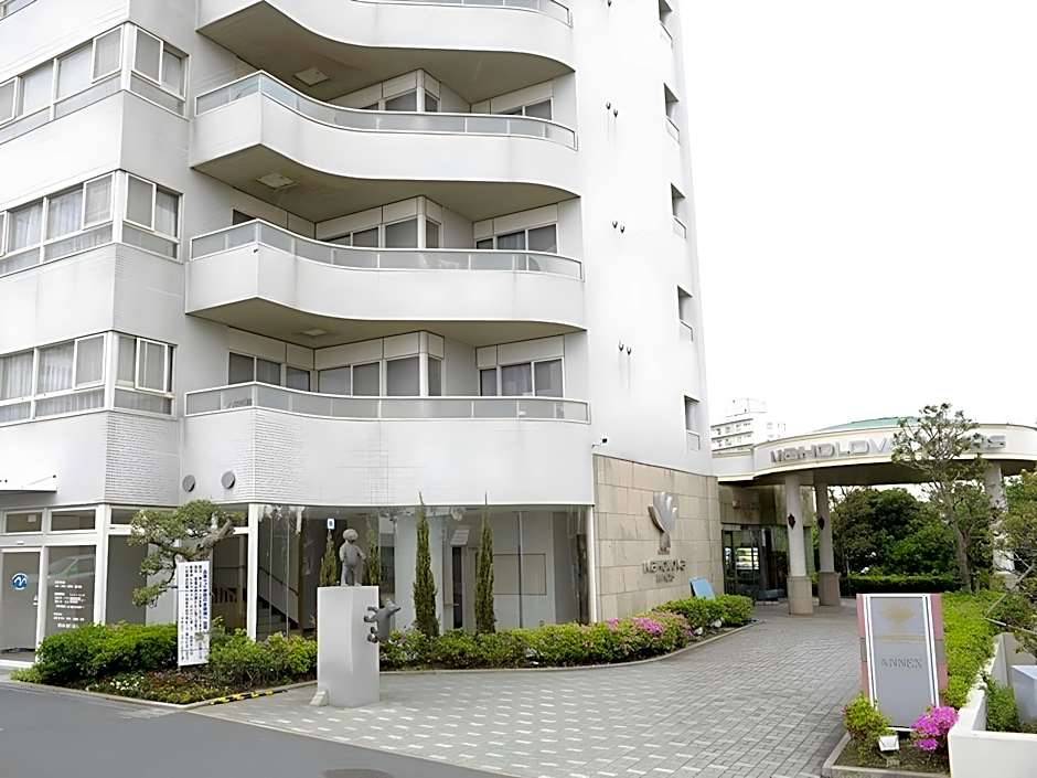 Maholova Minds Miura Resort
