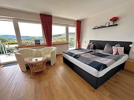 Schnütgenhof Übernachtung am Biggesee