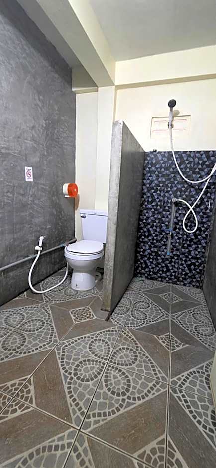 P.L.P Guesthouse - Mae Hong Son