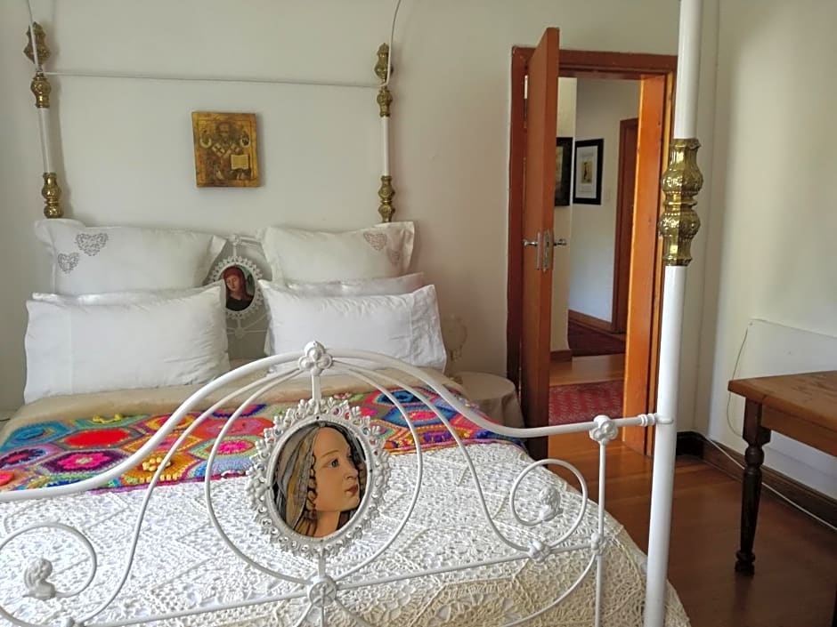 29onTait Guest House