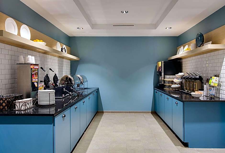 Country Inn & Suites by Radisson, Springfield Southeast