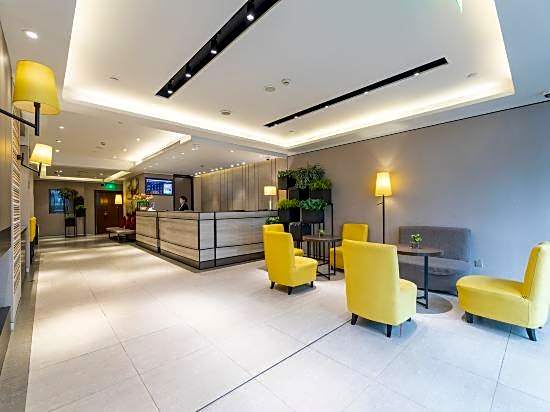 Home Inn Plus (Ningbo Old Bund Tianyi Square)