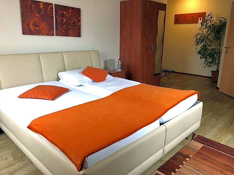 Gösser BACHGASSLHOF -- Bed and Breakfast -- Apartments