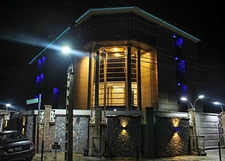 Joshesther Olive Hotel