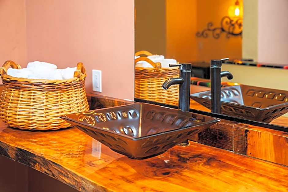 Nomads Hotel