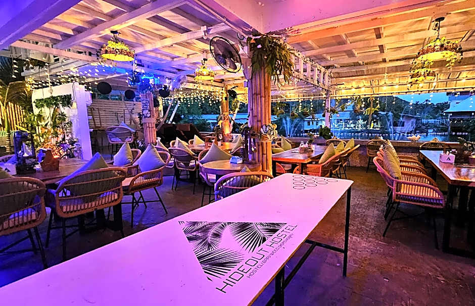 Hideout Hostel