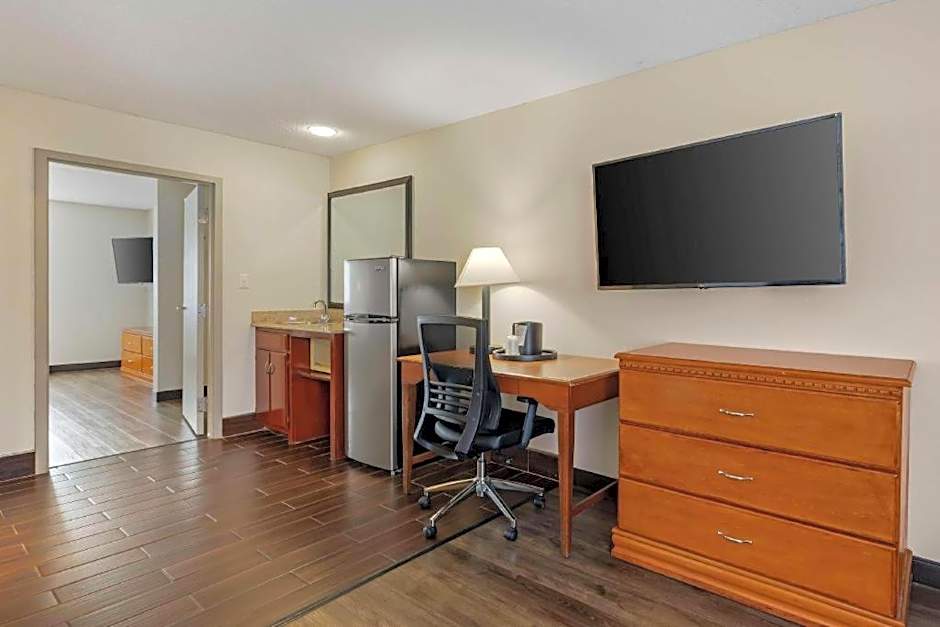Best Western Celebration Inn & Suites
