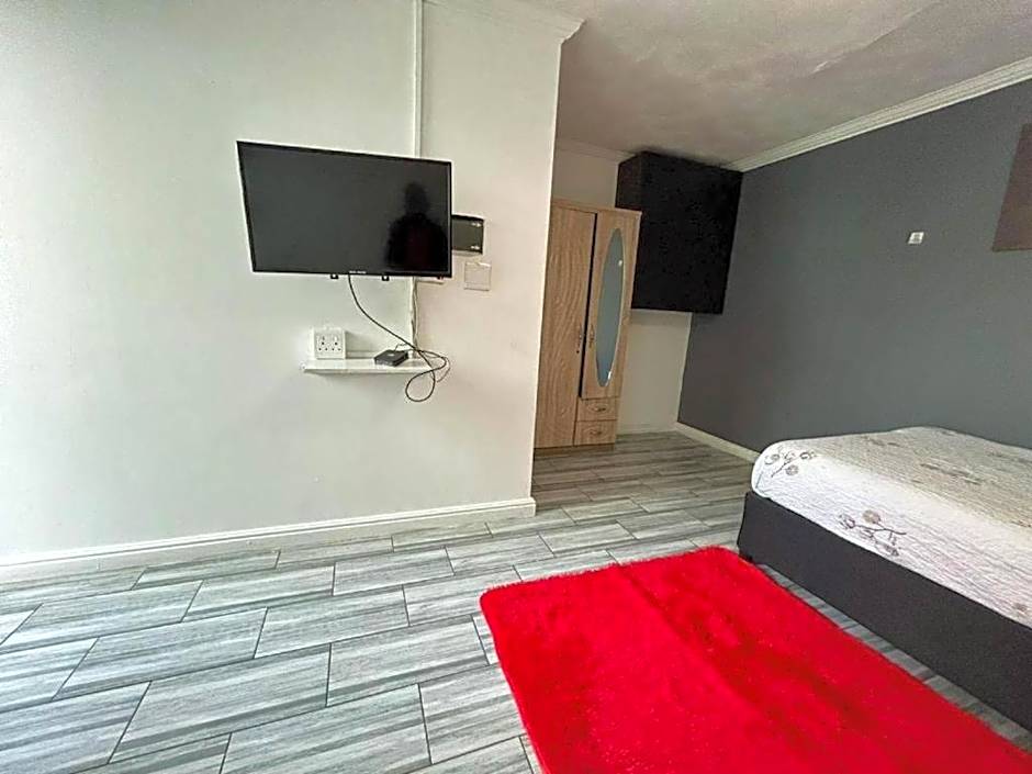 On Wynne Guest House