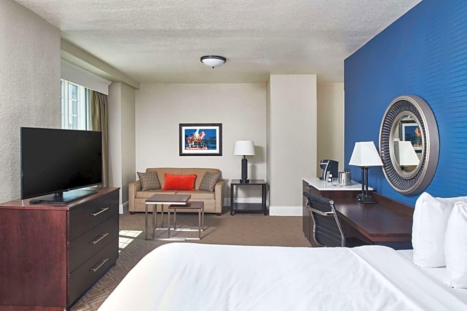 Hotel Alex Johnson Rapid City, Curio Collection by Hilton