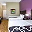 La Quinta Inn & Suites by Wyndham Laredo Airport
