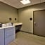 Hampton Inn By Hilton & Suites Albuquerque Airport