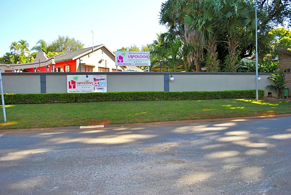 Lapologa Bed And Breakfast