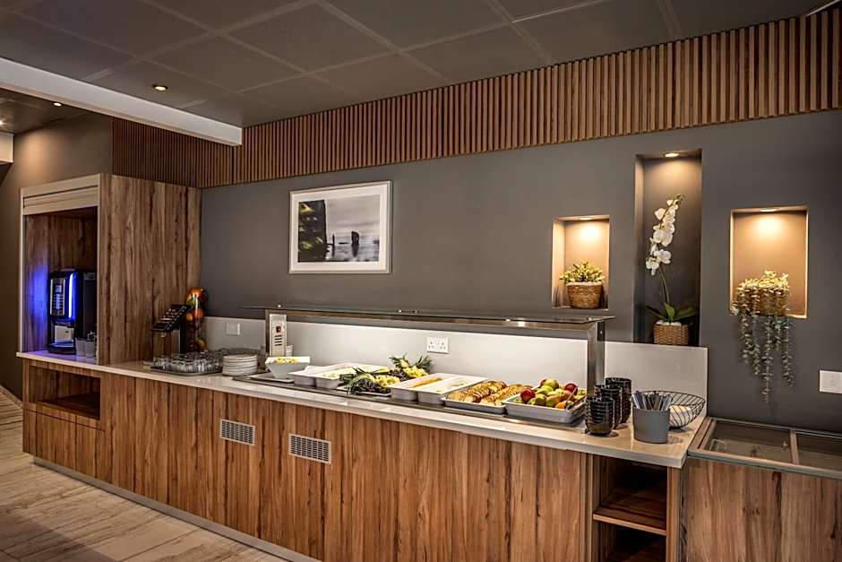 Lantiana Gardens ApartHotel