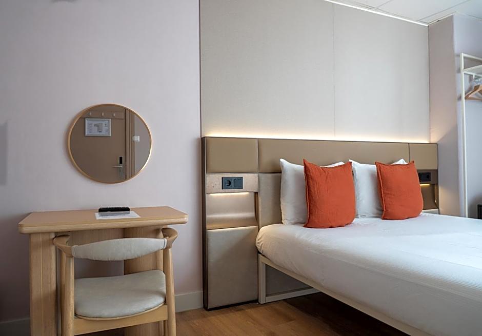 CS Hotel