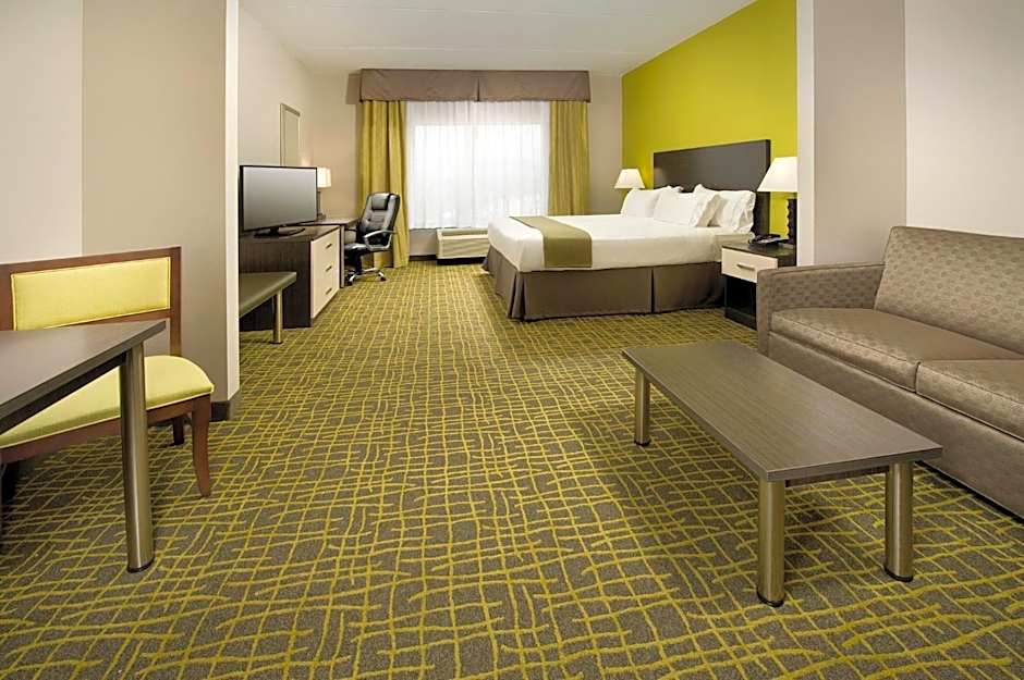 Holiday Inn Express & Suites Caryville By IHG
