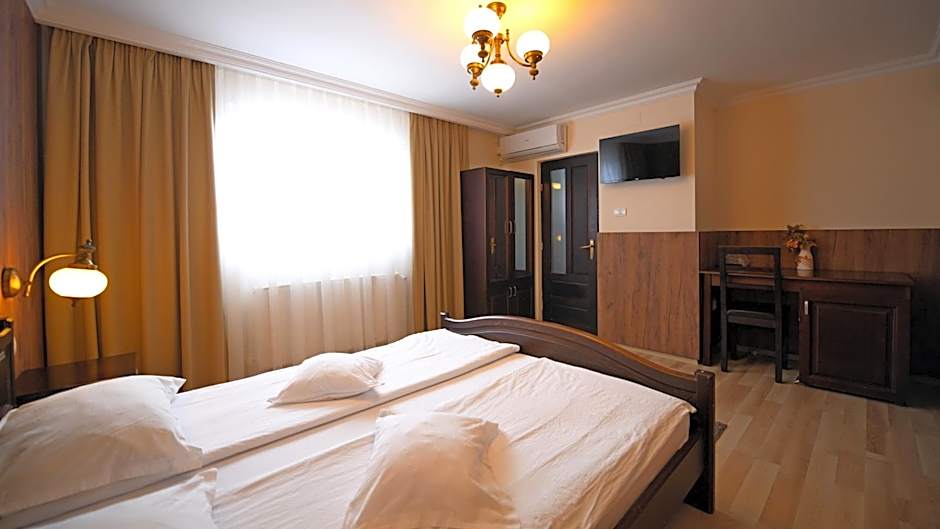 Pensiunea Sarmis Cristal