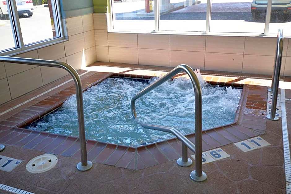 Holiday Inn Express Toledo-Oregon By IHG