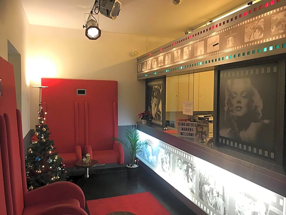 CineHotel Maroni