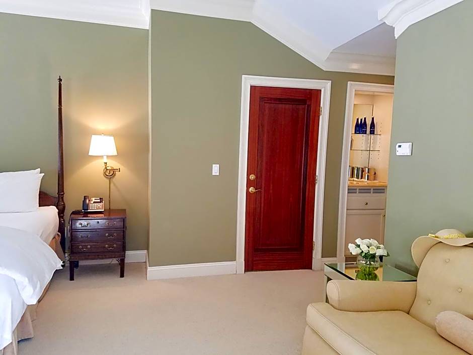 The Copper Beech Inn