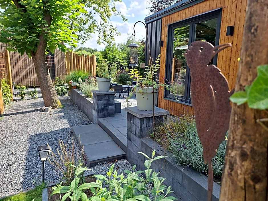 B&B Vierlingsbeek, Appartement en tuin-chalets