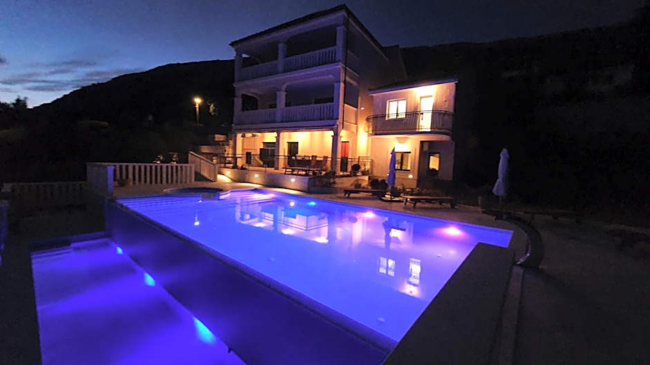 Sea view Luxury Apart Hotel Villa Conte with swiming pool and romantic SPA