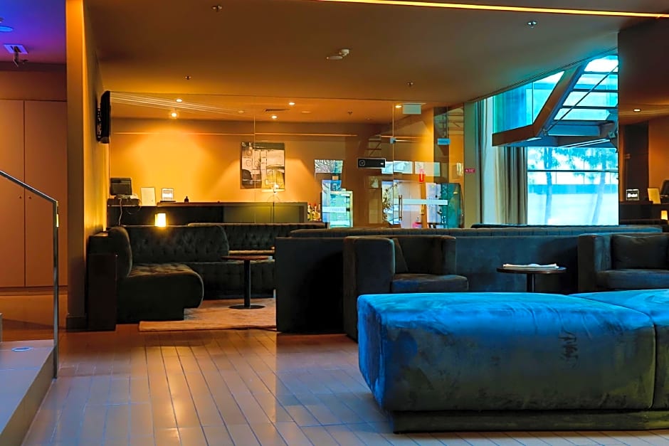 Golden Tulip Sao Joao da Madeira Hotel